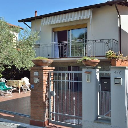 Ca 'Nter Viale Apartment Romito Magra Exterior photo