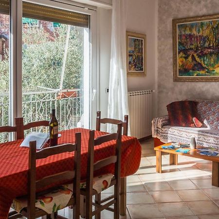 Ca 'Nter Viale Apartment Romito Magra Exterior photo