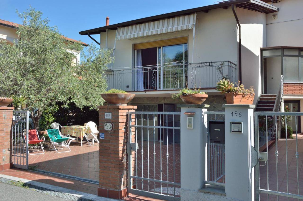 Ca 'Nter Viale Apartment Romito Magra Exterior photo