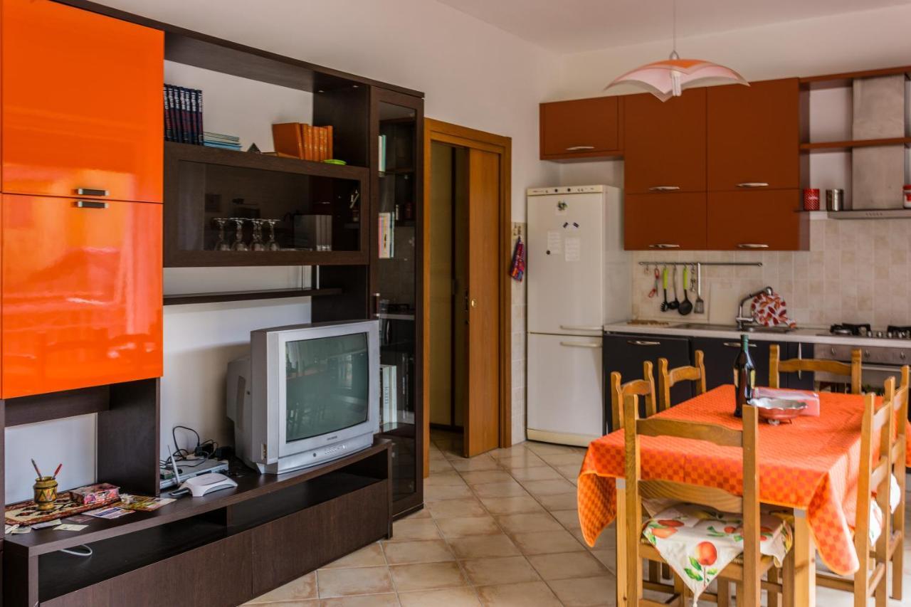 Ca 'Nter Viale Apartment Romito Magra Exterior photo